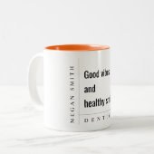 モダンミニマルシンプルはっきりしたスマイル歯医者ギフト ツートーンマグカップ (正面左)