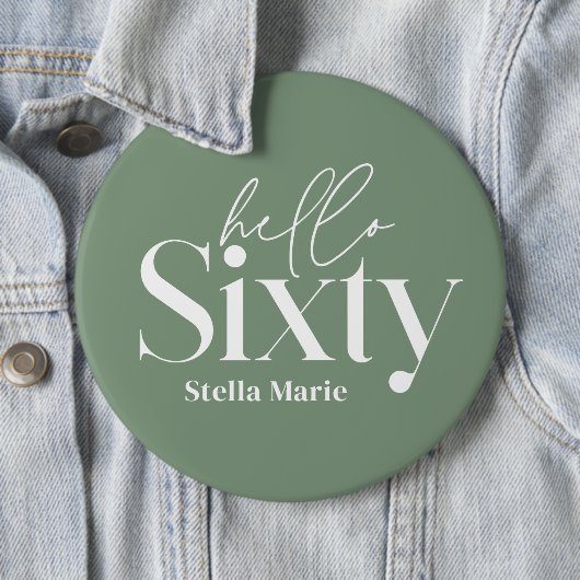 モダンミニマルタイポグラフィセージ緑60歳の誕生日 缶バッジ (インサイチュ)