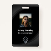 モダンミニマルタイポグラフィ バッジ (正面)