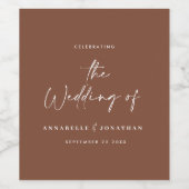 モダンミニマル字ブラウンタイポグラフィ結婚の ワインラベル (シングルラベル)