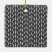 モダンミニマル数々の写真 セラミックオーナメント (裏面)