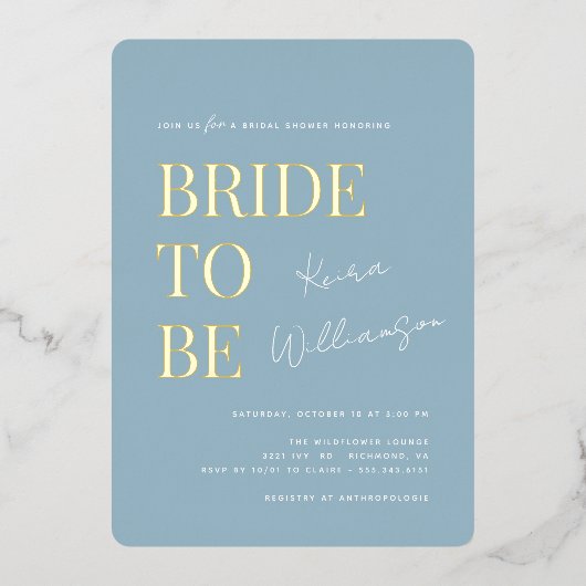 モダンミニマル | ダスティブルーと金ゴールドブライダルシャワー 箔招待状 (正面)