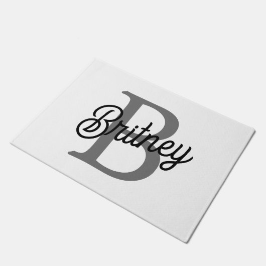 モダンモノグエレガントラム名ブラックグレースクリプト ドアマット (アングル)