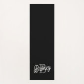 モダンモノグエレガントラム名ブラックグレースクリプト ヨガマット (正面)