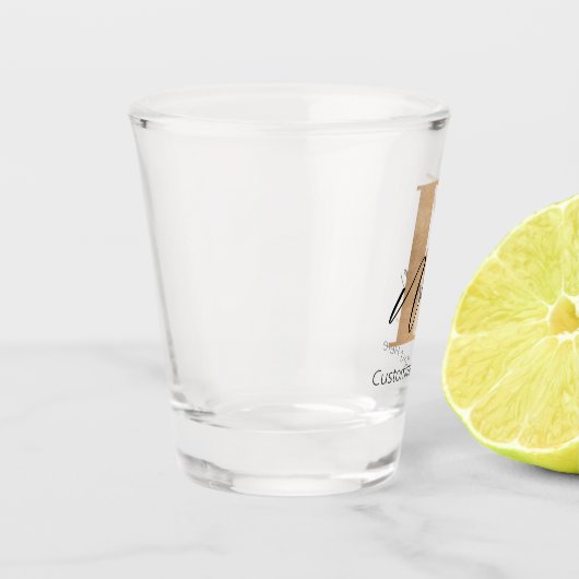 モダンモノグラムのイニシャル名パーソナライズされた ショットグラス (左)