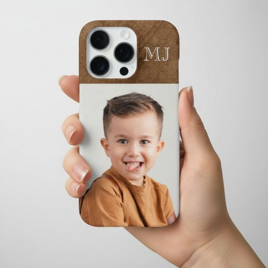 モダンモノグラム 1 写真 ディストressed ブラウン iPhoneケース