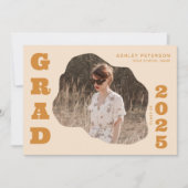 モダンレトロイエロータイポグラフィ2写真卒業 招待状 (正面)