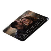 モダンロマンスホワイトオーバーレイセーブザデート写真 マグネット (左側)