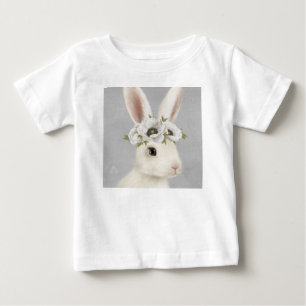 モダンヴィンテージ農家の白うさぎ ベビーTシャツ