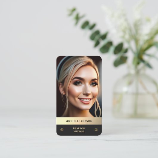 モダン不動産仲介業者ブラック金ゴールド写真EHOロゴモノグラム 名刺 (スタンド正面)