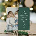 モダン写真記念クリスマスプレゼント2枚 セラミックオーナメント<br><div class="desc">2写真パーソナライズされたデザイン装飾ギフト – あなたの最も多くの写真の2つお気に入りの、フェスティバルの緑のブロックは、任意の色に変更することができ、文字 – これは今年の最も素晴らしい時間！かわいい小さな星と家族の名前。</div>