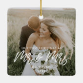 モダン初めてのクリスマスの結婚写真 セラミックオーナメント (裏面)