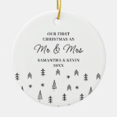 モダン初めてのクリスマス結婚したのミセスの結婚 セラミックオーナメント (正面)