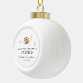 モダン初めてのクリスマス結婚した セラミックボールオーナメント (右)