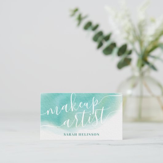 モダン化粧ティール（緑がかった色）水彩タイポグラフィ 名刺 (スタンド正面)