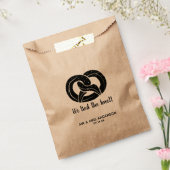 モダン台本はKnot Pretzel'sを結びつけ結婚た フェイバーバッグ (封をした状態)