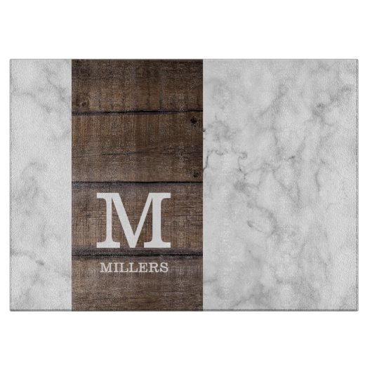 モダン大理石と木材のファミリ名モノグラムの カッティングボード (正面)