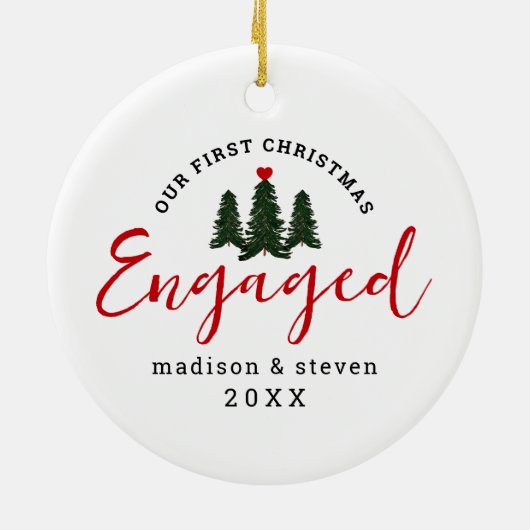 モダン婚約した初めてのクリスマスパーソナライズされた セラミックオーナメント (裏面)