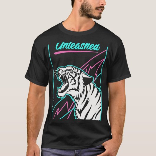 モダン市服インスパイア男Tシャツデザイン Tシャツ (正面)