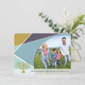 モダン幾何学的なハヌカ・メノラの写真 ホリデーパーティー 招待状 (スタンド正面)