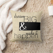 モダン引用文ピロードリーム大文字ブラックオンベージュ色 クッション (ブランケット)