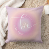 モダン感動的引用文ラベンダービーザ・ライト クッション (ブランケット)