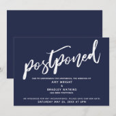 モダン手書き結婚延期のネイビーブルー 招待状 (正面/裏面)