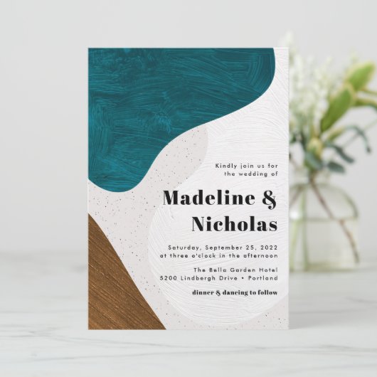モダン抽象芸術シェイプのティール(緑がかった色)とブ結婚ラウン 招待状 (スタンド正面)