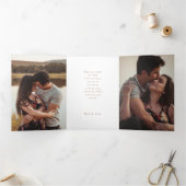 モダン抽象芸術金ゴールドの行と写真 三つ折りクリスマスカード (内部)