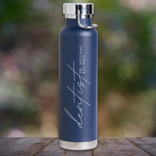 モダン歯医者のミニマルパーソナライズされたス ウォーターボトル