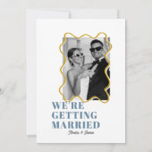 モダン波はっきりしたファンキーほこりっぽい青と黄結婚色 招待状 (裏面)