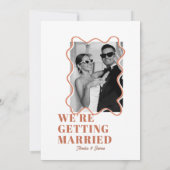 モダン波状ファンキーはっきりしたテラコタ結婚ズ 招待状 (裏面)