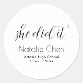 モダン白エレガントフォント ラウンドシール (正面)