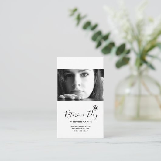 モダン白黒ポートレート撮影台本 名刺 (スタンド正面)