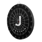 モダン白黒モノグラム名 ダーツボード (正面右)