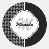モダン白黒千鳥格子のモノグラムと名前 ラウンドシール (正面)