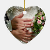 モダン第1回クリスマスMr. Mrs. 2写真ハート型 セラミックオーナメント (裏面)