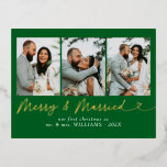 モダン結婚したメリー結婚の写真クリスマス 箔シーズンポストカード<br><div class="desc">フェスティバルの休日の挨拶をモダン&メリーsの結婚した写真結婚クリスマスフォイルの休日はがきで送信！タイポグラフィの楽し結婚さとメッセージと共に大切な写真を取り入れメリーてモダン、このハガキは新しい人として初めてのホリデーシーズンの暖かさを美しく取り込む。きれいなエレガントデザインは、あなたの写真を輝かせ、家族や友人が崇拝する心のこもった記念品を作る。あなたの愛と休日の願いを共有するのに完璧な、このハガキ祝は、シンプルさとスタイルであなたの新しい始まりの喜びを。</div>