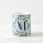 モダン葉Navy Blue金ゴールド「Letter M」 コーヒーマグカップ<br><div class="desc">美しいデザインは青と金ゴールドの背景を葉淡い青の背景にモノグラムとイニシャルMのを中心の円に飾り付け葉てのを特徴とする</div>