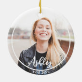 モダン記念カスタム記念写真 セラミックオーナメント (裏面)