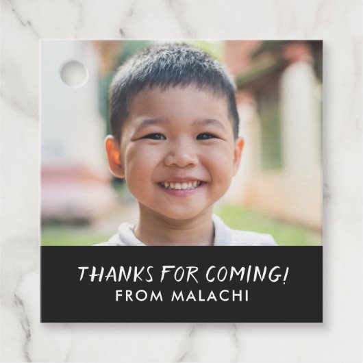 モダン誕生日ストライプ写真サンキューブラック フェイバータグ (正面)