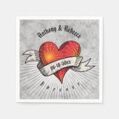 モダン赤いハートの名前と日付の追加 スタンダードカクテルナプキン (正面)