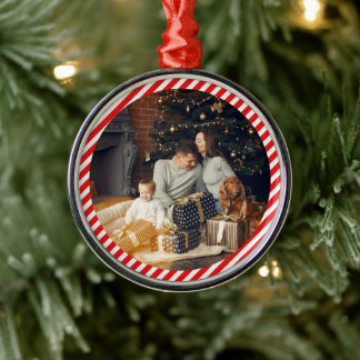 モダン赤と白ストライプの メタルオーナメント