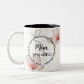 モダン赤面ピンクフローラママお母さん日 ツートーンマグカップ (左)