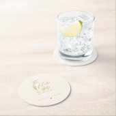 モダン金ゴールドスクリプトタイポグラフィ結婚の ラウンドペーパーコースター (インサイチュ)