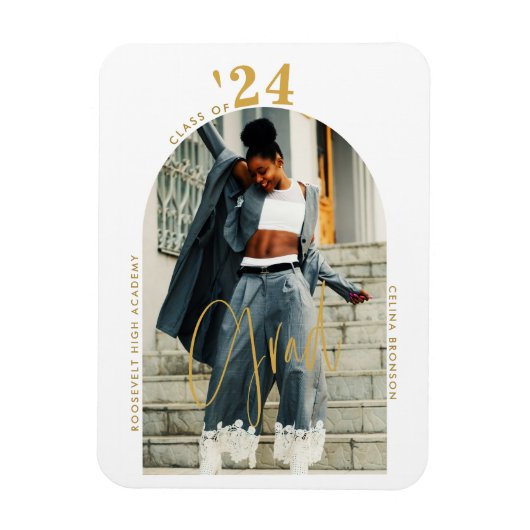 モダン金ゴールドスクリプト写真2024ミニマル卒業 マグネット (縦)