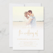 モダン金ゴールドスクリプトQRコードフォトオーバーレイ結婚の 招待状 (正面)
