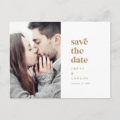 モダン金ゴールドタイポグラフィ写真の保存日付 インビテーションポストカード (正面)