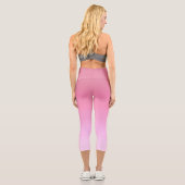 モダン金ゴールドバラおよびピンク勾配 カプリレギンス (裏面)