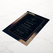 モダン金ゴールドブフォーマルルークラシックイニシャルエレガント 箔招待状 (回転した状態)